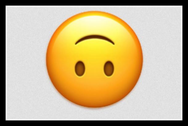 emoji coqueto cara sonriente al revés